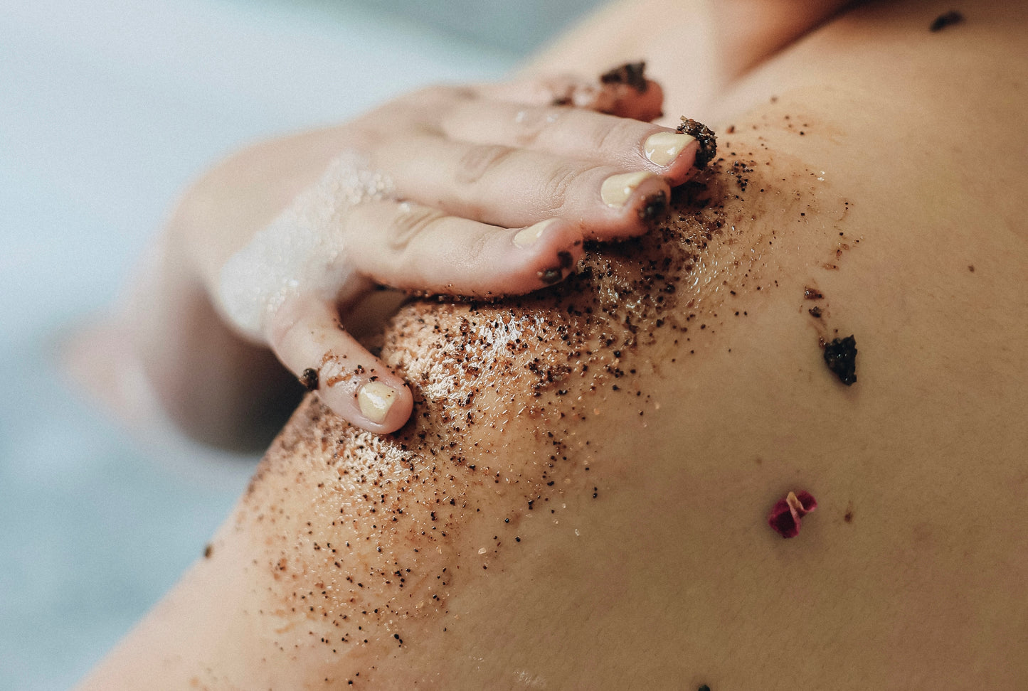Earth & Ember Scrub